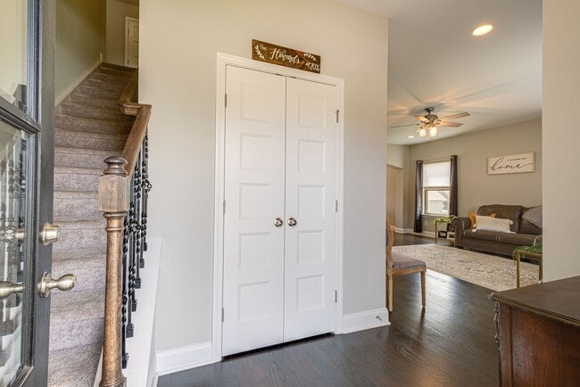 Photo - AVAILABLE NOW!! Beautiful 4 bd in Cambridg...