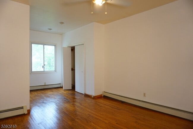 Photo - 247 Mt Prospect Ave