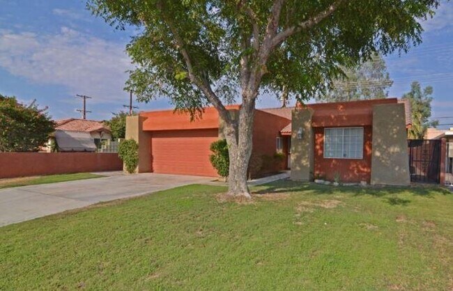 Photo - 51830 Avenida Navarro