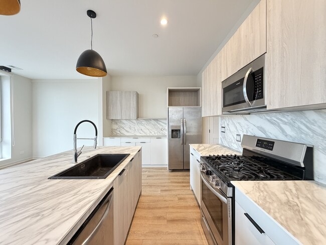 Photo - 6340 Belmont Ave Unit D503