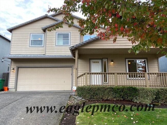 Photo - 13820 SE Campfire Way House