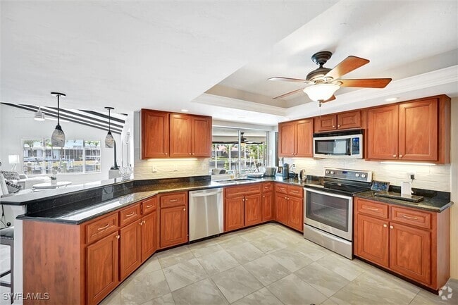 Building Photo - 69 Ocean Dr Rental