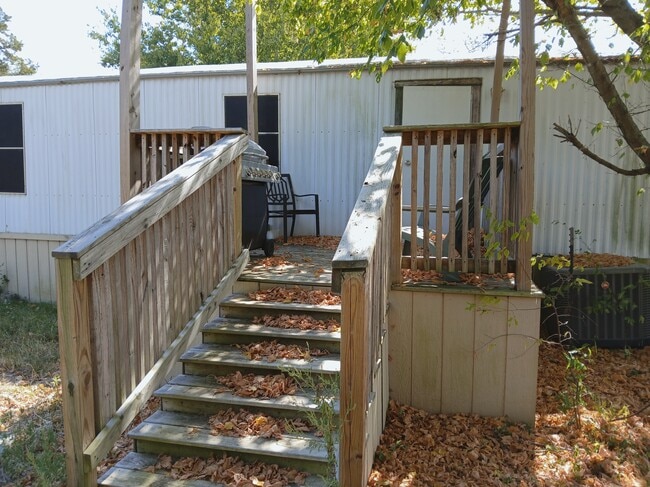 Photo - 4828 I-30
