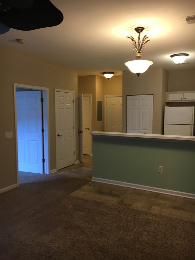 Photo - 1302 River Oaks Dr