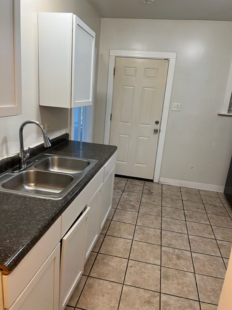 Photo - 7741 S Yates Blvd Unit 3