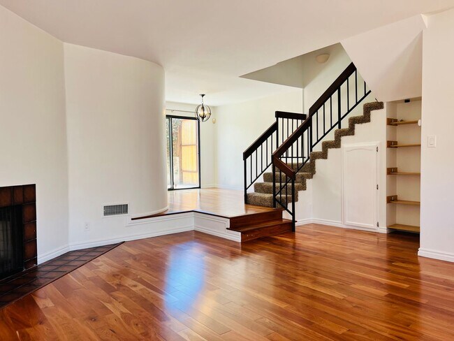 Photo - 1171 Stanford St Unit 4