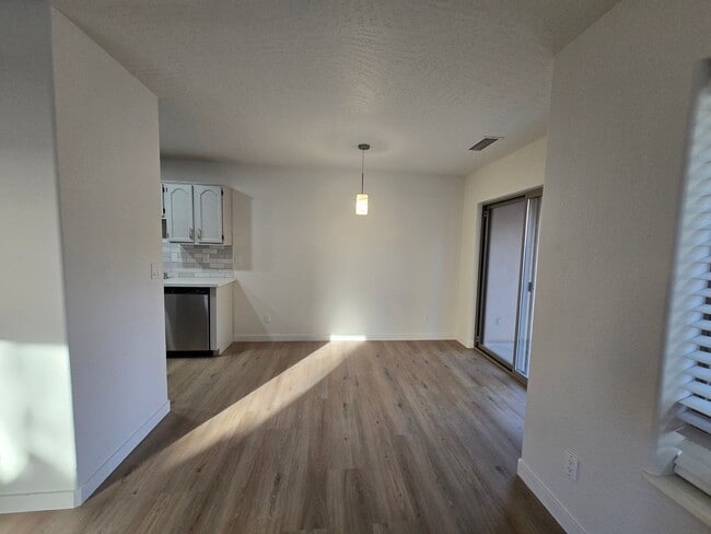 Photo - 340FOD Unit A