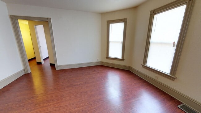 Photo - 464 Poplar St Unidad 464