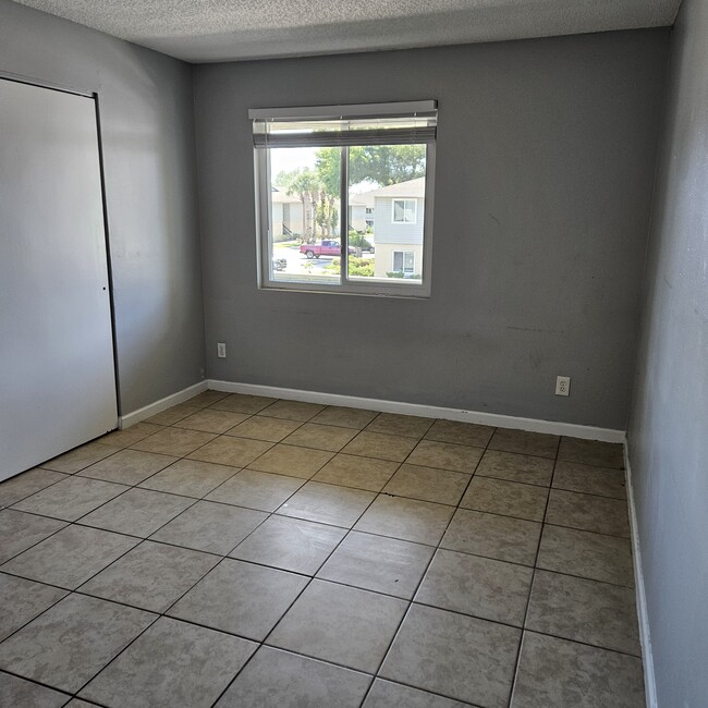 Photo - 205 Berry Tree Pl Unit 1