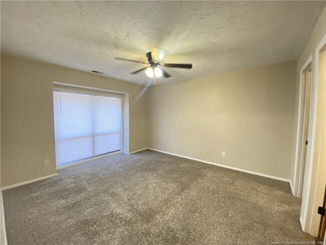1853 Tryon Dr
