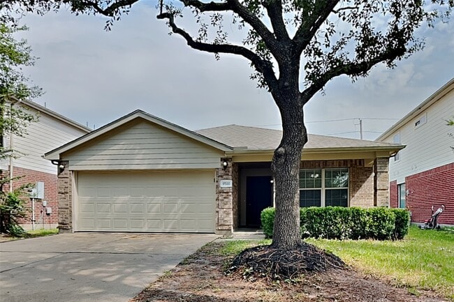Photo - 17330 Shadow Ledge Dr Casa