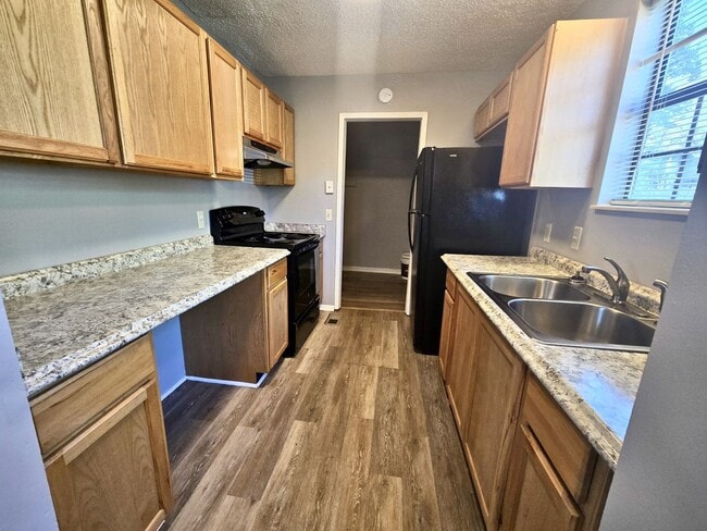 Photo - 3/1 on Spacious Corner Lot!