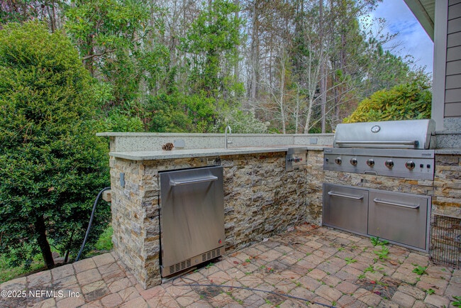 Photo - 174 Antilles Rd