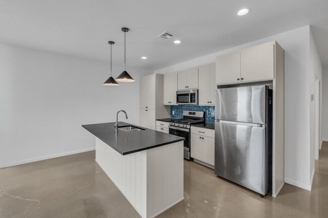 Photo - P.57 Kode Properties, LLC 1240-1242 Unit 1242