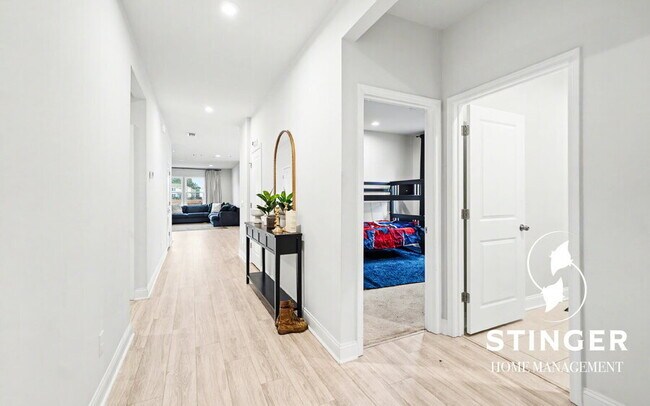 Photo - 1170 Salem Bay Dr