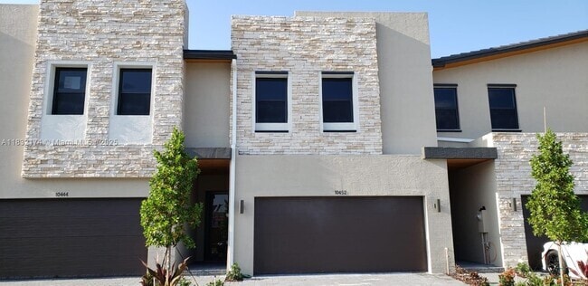 Building Photo - 10452 NW 80th Terrace Rental