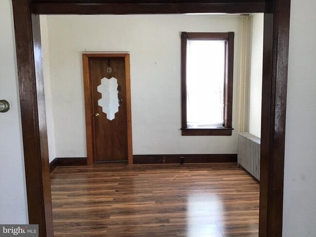 Photo - 1822 E Main St