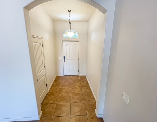 Photo - 1228 W 200 N