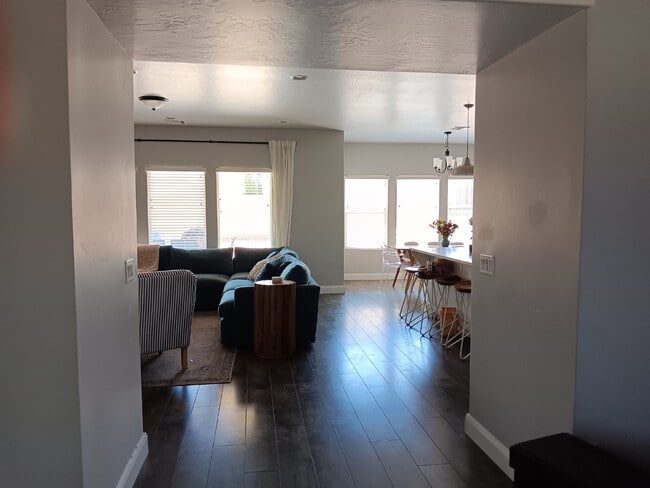 Photo - Beautiful single family home in Little Valley - PET FRIENDLY