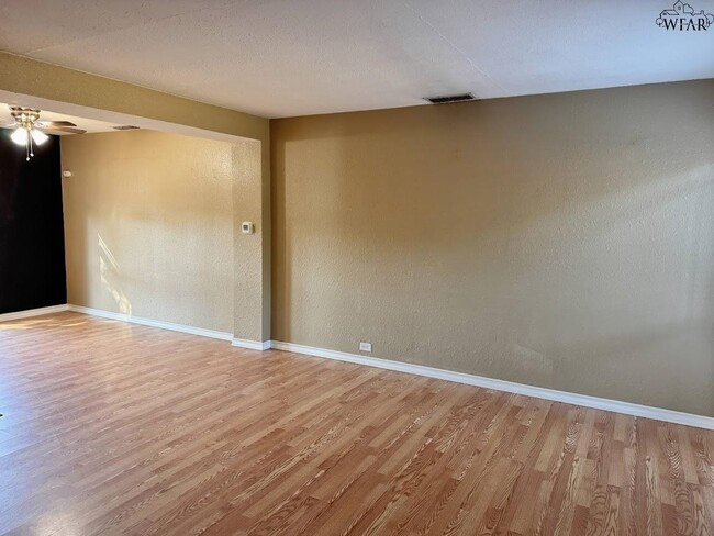 Photo - 1801 Rose St