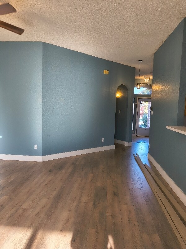 Photo - 1419 Vanderbilt Ln