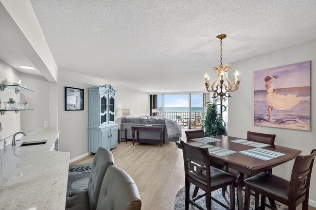 Building Photo - 9650 S Ocean Dr Unit 507