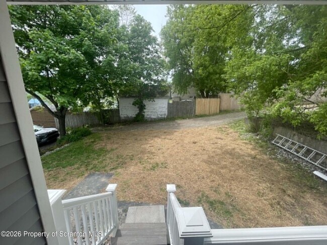 Photo - 139 Dundaff St