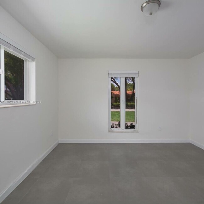 Photo - 1126 Cotorro Ave Unit 1126