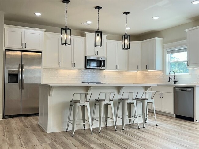 Photo - 27 Shropshire Dr