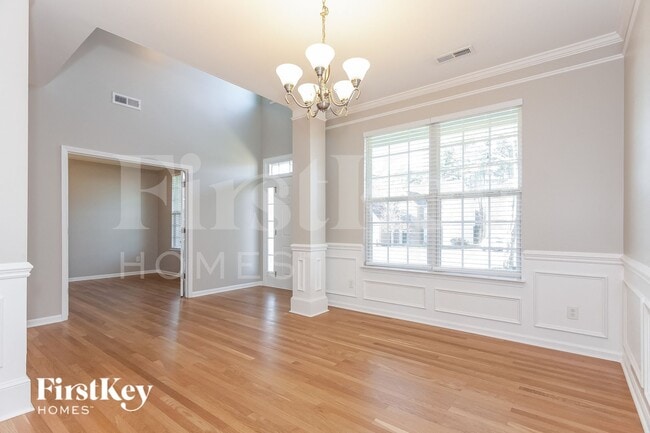 Photo - 8524 Ridgeline Ln