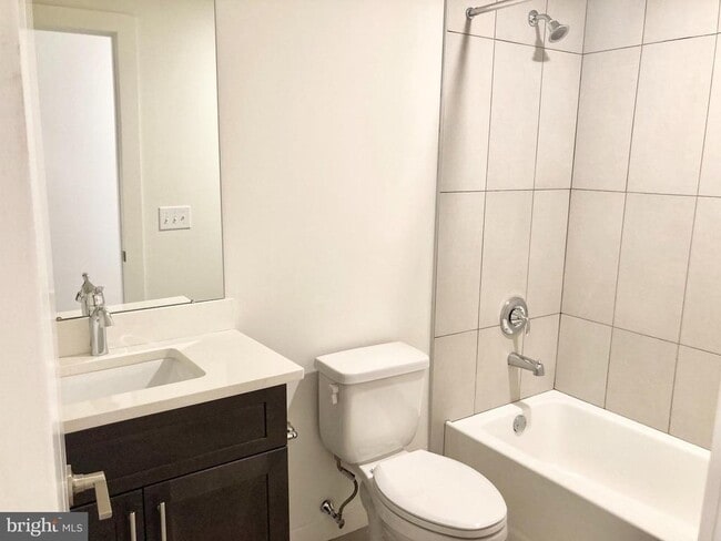Photo - 1843 N 6th St Unit 11
