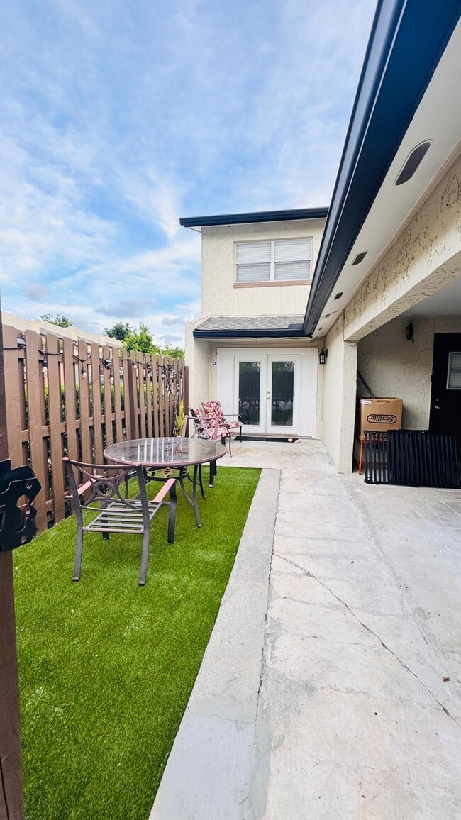 Photo - 600 Waverly Ln Unit 600 Waverly Lane