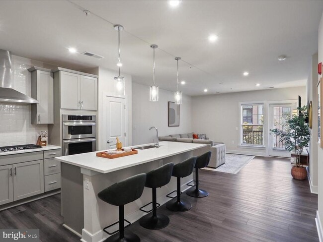 Photo - 106 St Ives Pl Unit 104