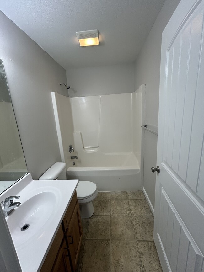 3431 Stoneway Ct