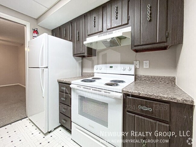 Building Photo - 530 N Main St Rental