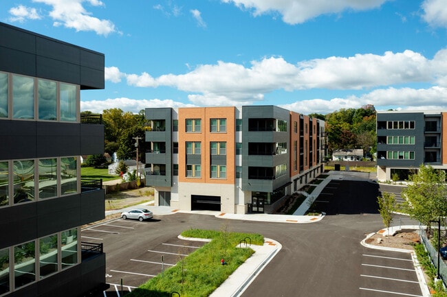Harbor View Apartments