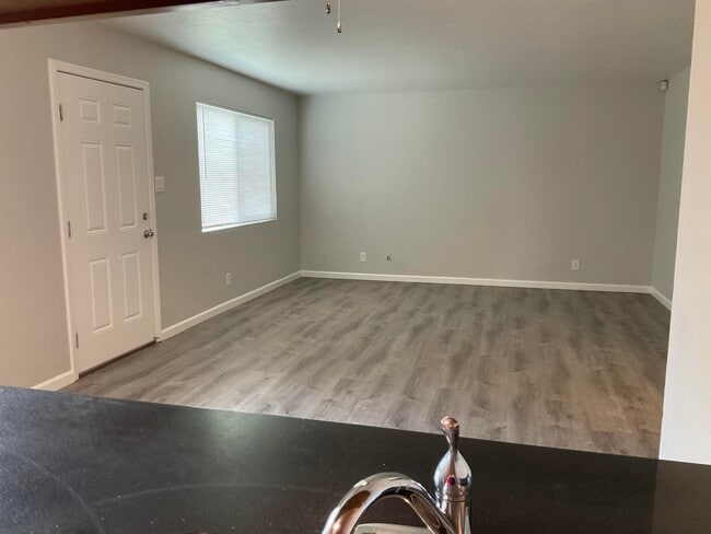 Photo - 2104 Lemontree Way Unit 1