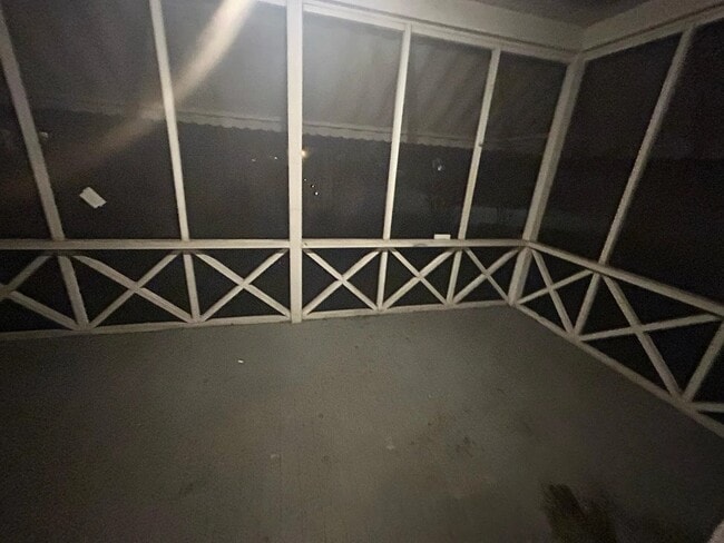 Photo - 2652 Merwyn Rd