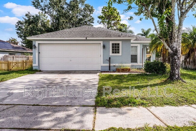 Building Photo - 4033 Forest Island Dr Rental