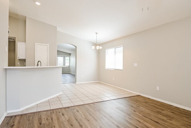 Photo - 10354 E Ravenswood St