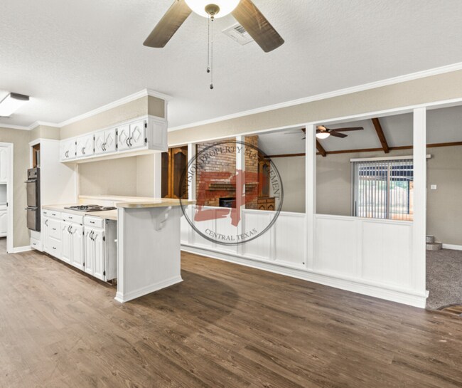 Photo - 521 Jancy Dr