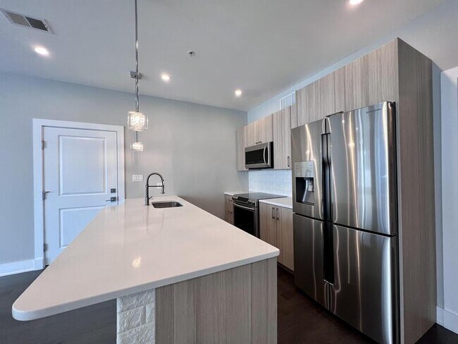Photo - 340 Adams St NE Unit 302