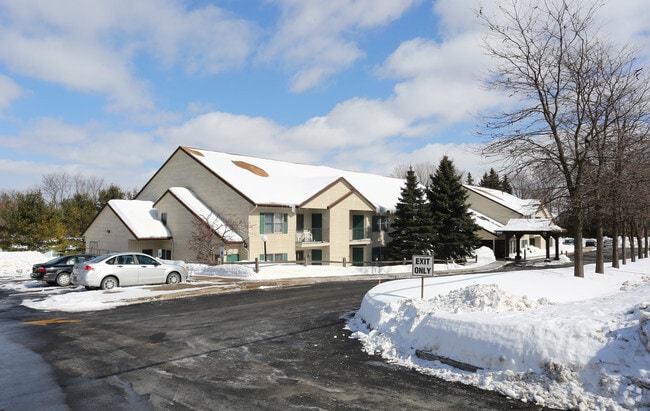Applewood Manor Apartments