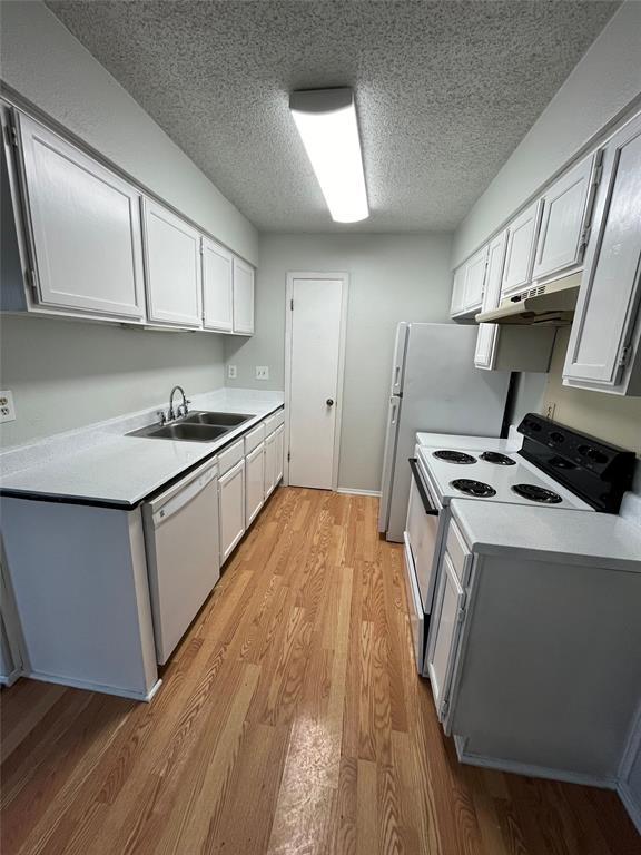 Photo - 2704 Aftonshire Wy