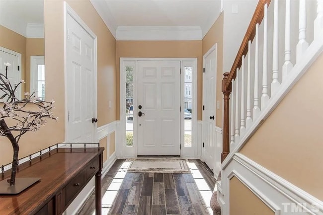 Photo - 608 Sutter Gate Ln