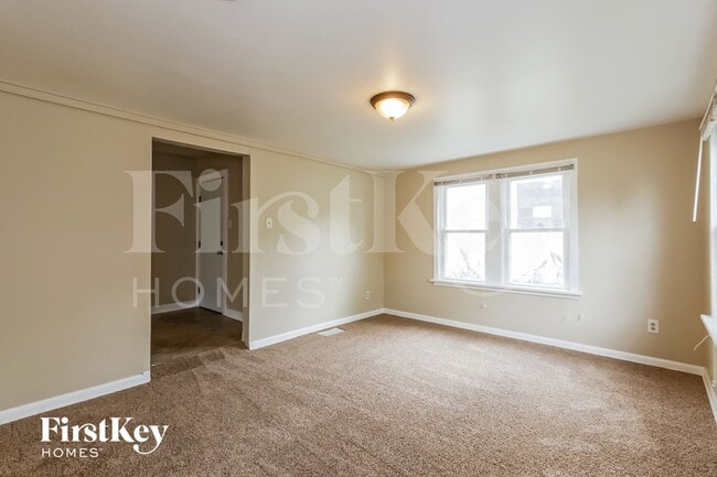 Photo - 519 S Elmwood Ave