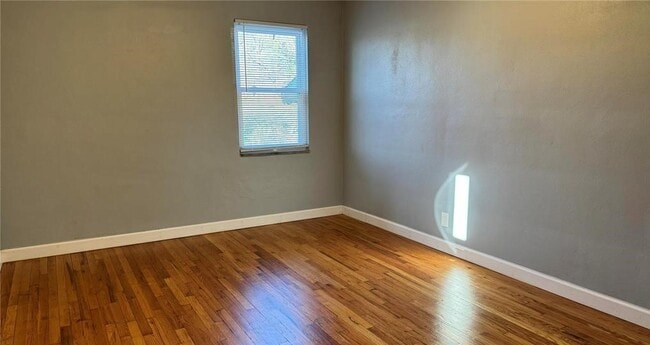 Photo - 4343 Humphrey St