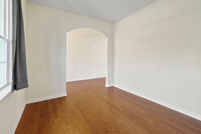 Photo - Beautiful spacious Home in Berewick community in Steel Creek Fence in Yard