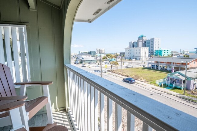 Photo - COZY,  FURNISHED OFF-SEAON MONTHLY RENTAL