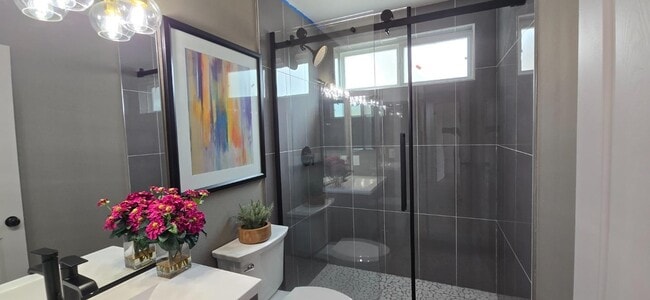 Photo - 6852 Westchester Way